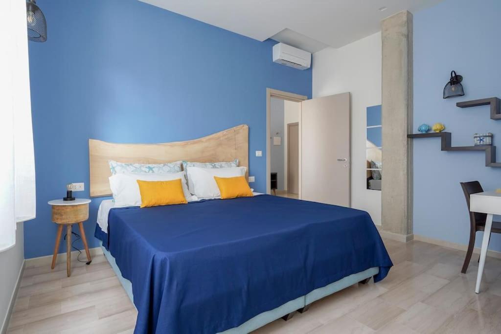 Mediterranea Apartment- Central Station - Free Wifi&Netflix Bari Exterior photo