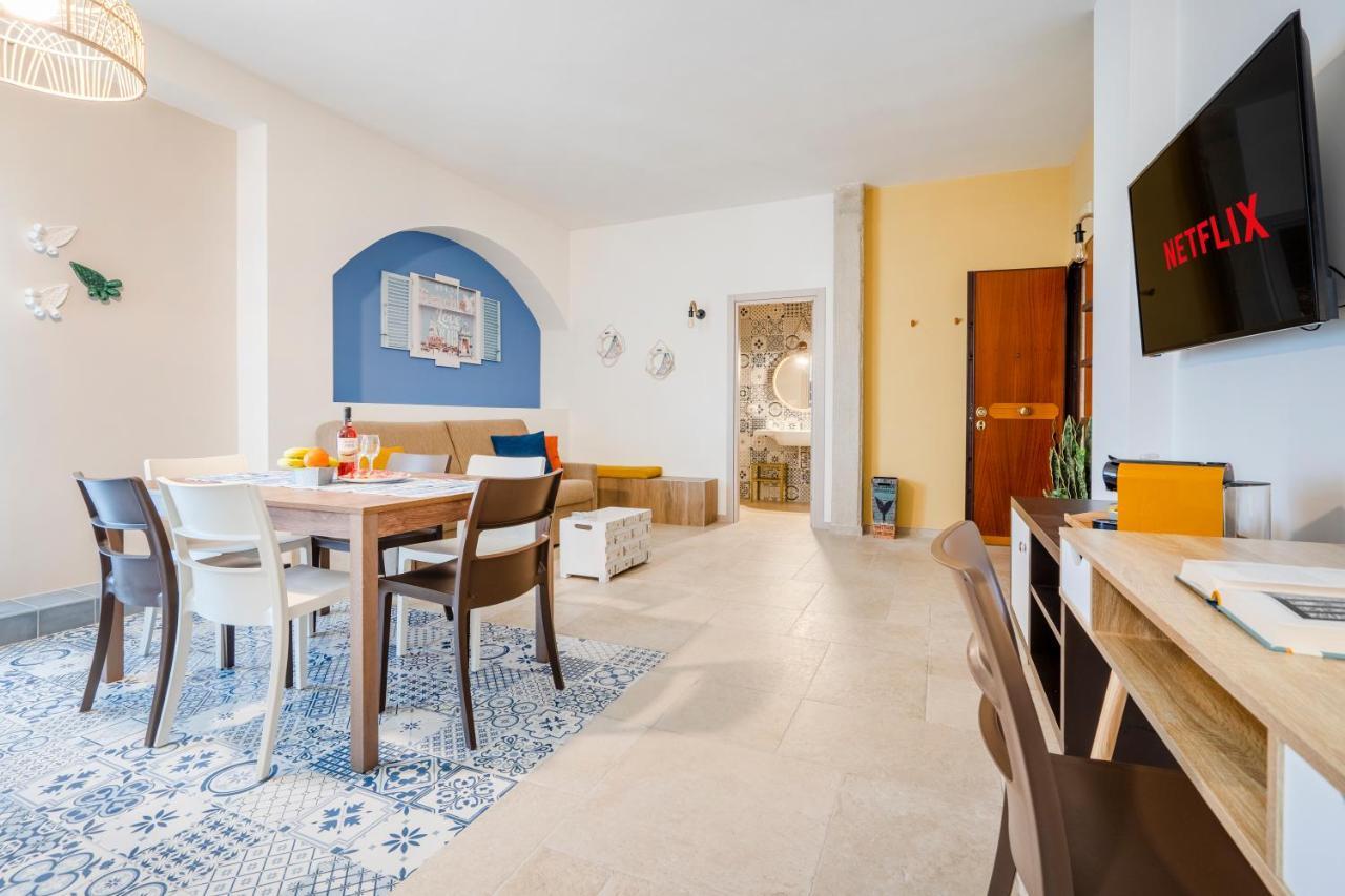Mediterranea Apartment- Central Station - Free Wifi&Netflix Bari Exterior photo